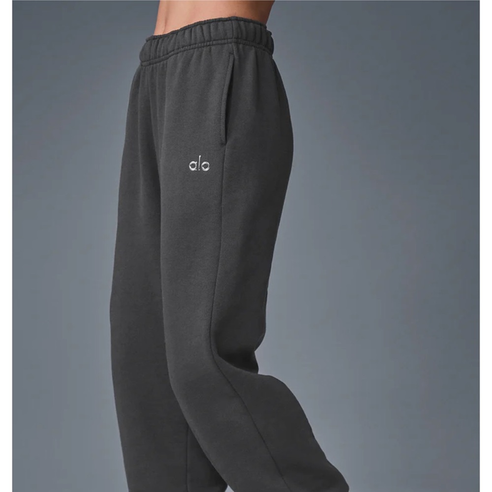 ALO Yoga Black Joggers with Tapered Fit